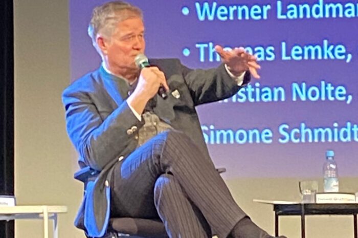 Podiumsdiskussion der Bürgermeisterkandidatinnen und Kandidaten